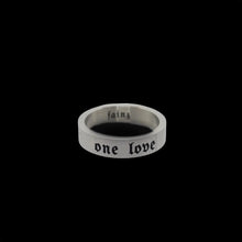 Lade das Bild in den Galerie-Viewer, FAINZ ONE LOVE RING - Bild 1