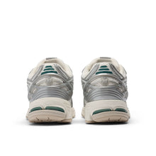Lade das Bild in den Galerie-Viewer, NEW BALANCE 1906R GREY Bild 4