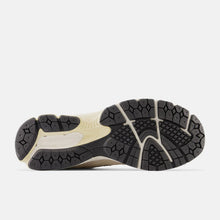 Lade das Bild in den Galerie-Viewer, NEW BALANCE 2002R CALM TAUPE Bild 7