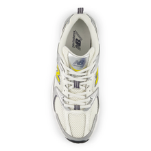 Lade das Bild in den Galerie-Viewer, NEW BALANCE 530 SILVER METALLIC Bild 3