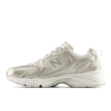 Lade das Bild in den Galerie-Viewer, NEW BALANCE 530 GOLD METALLIC Bild 4