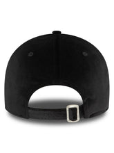 Lade das Bild in den Galerie-Viewer, NEW ERA 9FORTY WMNS VELOUR NEW YORK YANKEES CAP BLACK Bild 4