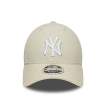 Lade das Bild in den Galerie-Viewer, NEW ERA LINEN 9FORTY M-CROWN CAP NEW YORK YANKEES LIGHT BEIGE Bild 2