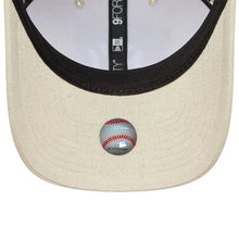 Lade das Bild in den Galerie-Viewer, NEW ERA LINEN 9FORTY M-CROWN CAP NEW YORK YANKEES LIGHT BEIGE Bild 5