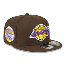 Lade das Bild in den Galerie-Viewer, NEW ERA REPREVE 9FIFTY SNAPBACK CAP LA LAKERS WLTTRP Bild 3