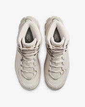 Lade das Bild in den Galerie-Viewer, NIKE CITY CLASSIC PREMIUM BOOT PREMIUM LT OREWOOD BRN/NEUTRAL OLIVE-L Bild 4