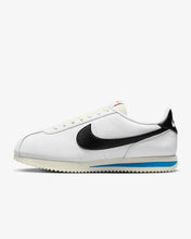 Lade das Bild in den Galerie-Viewer, NIKE CORTEZ WHITE/BLACK-LT PHOTO BLUE-SAIL Bild 1