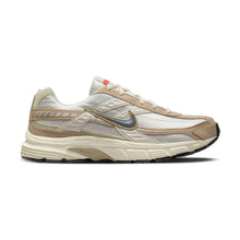 Lade das Bild in den Galerie-Viewer, NIKE INITIATOR LIGHT BONE/CARGO KHAKI-LIMESTO LIGHT BONE/CARGO KHAKI-LIMESTO Bild 1