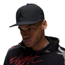 Lade das Bild in den Galerie-Viewer, JORDAN PRO SNAPBACK CAP JUMPMAN BLACK/ANTHRACITE/BLACK BLACK/ANTHRACITE/BLACK Bild 2