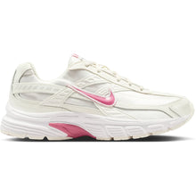 Lade das Bild in den Galerie-Viewer, NIKE WMNS INITIATOR SAIL/PEONY-PHANTOM-WHITE Bild 1