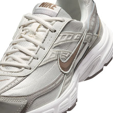 Lade das Bild in den Galerie-Viewer, NIKE WMNS INITIATOR PHANTOM/MINK BROWN-LIGHT BONE- Bild 3