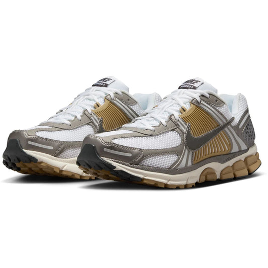 NIKE ZOOM VOMERO 5 MTLC PEWTER/MEDIUM ASH-PARACHU MTLC PEWTER/MEDIUM ASH-PARACHU Bild 2