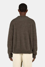 Lade das Bild in den Galerie-Viewer, PEGADOR DALIAN FURRY KNIT SWEATER WALNUT BROWN WALNUT BROWN Bild 4