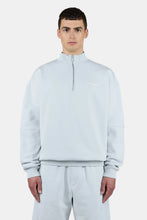 Lade das Bild in den Galerie-Viewer, PEGADOR LOGO OVERSIZED HALF ZIP SWEATER WASHED DREAM BLUE WASHED DREAM BLUE WHITE WASHED DREAM BLUE WHI Bild 1