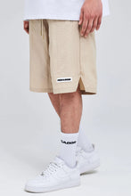 Lade das Bild in den Galerie-Viewer, PEGADOR SALERNO NYLON SHORTS BEIGE Bild 1