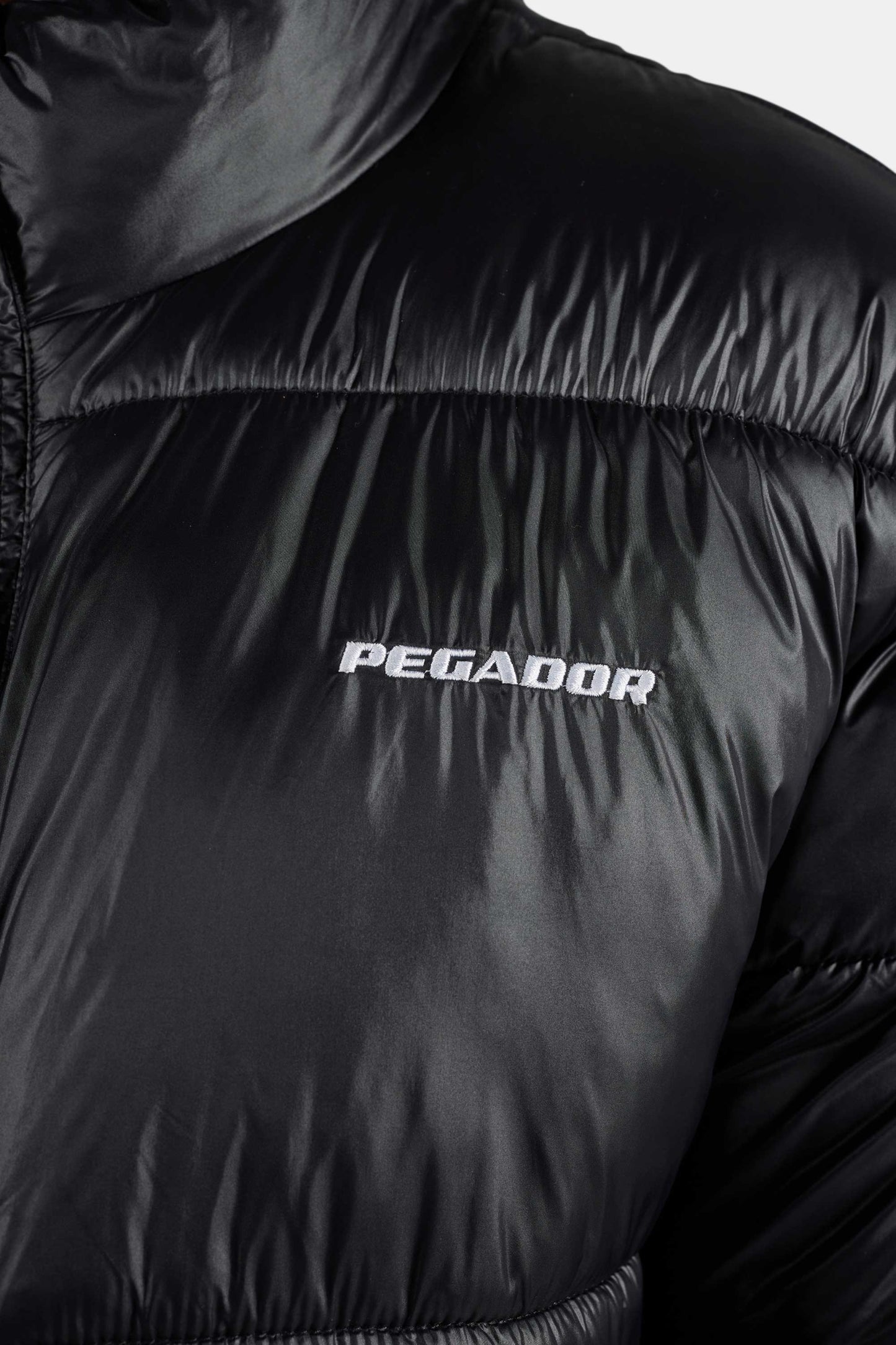 PEGADOR SOLIN LIGHT GLOSSY PUFFER JACKET BLACK Bild 8