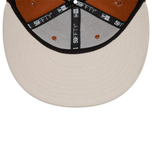 Load image into Gallery viewer, NEW ERA 59FIFTY FITTED CAP PITTSBURGH PIRATES BOUCLE