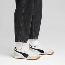 Lade das Bild in den Galerie-Viewer, PUMA EASY RIDER MIX