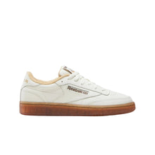 Lade das Bild in den Galerie-Viewer, REEBOK CLUB C 85 VINTAGECHALK/CHALK/CAMEL Bild 1