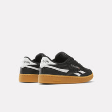 Lade das Bild in den Galerie-Viewer, REEBOK CLUB C REVENGE VINTAGE BLACK/WHITE/GUM Bild 3