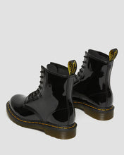 Lade das Bild in den Galerie-Viewer, DR. MARTENS 1460 PATENT LAMPER