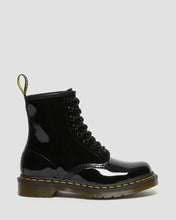 Lade das Bild in den Galerie-Viewer, DR. MARTENS 1460 PATENT LAMPER