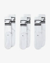 Load image into Gallery viewer, NIKE SPORTSWEAR EVERYDAY ESSENTIAL SOCKEN