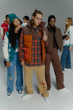 Lade das Bild in den Galerie-Viewer, KARL KANI OG BLOCK PUFFER VEST