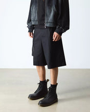 Lade das Bild in den Galerie-Viewer, DR. MARTENS 1460 GREASY
