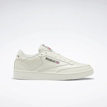 Lade das Bild in den Galerie-Viewer, REEBOK CLUB C 85
