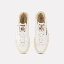 Lade das Bild in den Galerie-Viewer, REEBOK CLUB C 85
