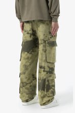 Lade das Bild in den Galerie-Viewer, PEGADOR HARMON WIDE CARGO PANTS MUD CAMOUFLAGE
