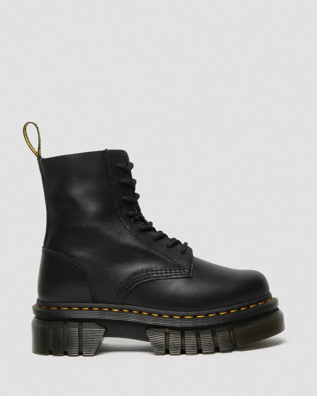 DR. MARTENS AUDRICK 8-EYE BOOT NAPPA LUX