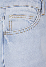 Lade das Bild in den Galerie-Viewer, 2Y STUDIOS NAYA BASIC JEANS ICE BLUE ICE BLUE Bild 11
