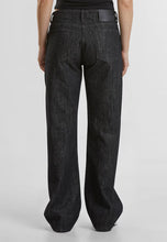 Lade das Bild in den Galerie-Viewer, 2Y STUDIOS TEYA LOW WAIST BASIC JEANS BLACK WASHED BLACK Bild 5
