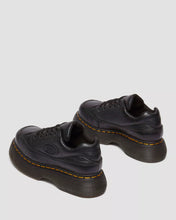 Lade das Bild in den Galerie-Viewer, DR MARTENS BUZZ 5i BLACK MILLED NAPPA
