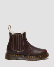 Load image into Gallery viewer, DR. MARTENS 2976 LEONORE II GEFÜTTERT
