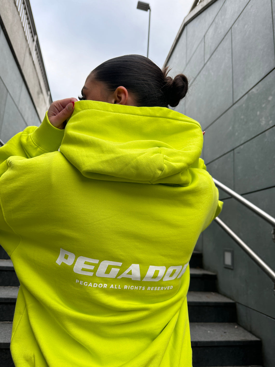 PEGADOR ATNA LOGO OVERSIZED HOODIE WASHED LIME YELLOW