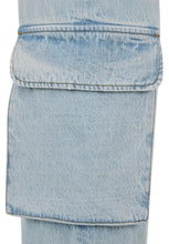 Lade das Bild in den Galerie-Viewer, 2Y STUDIOS AIDAN CARGO BAGGY JEANS SAND BLUE
