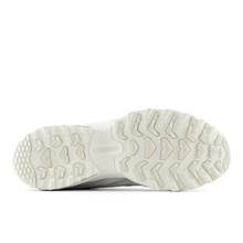 Lade das Bild in den Galerie-Viewer, NEW BALANCE 610
