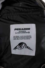 Lade das Bild in den Galerie-Viewer, PEGADOR GEORGIA PUFFER JACKET ROCK GREY
