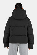 Lade das Bild in den Galerie-Viewer, PEGADOR BLANCA PUFFER JACKET BLACK
