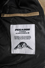 Lade das Bild in den Galerie-Viewer, PEGADOR BLANCA CORDUROY PUFFER JACKET SAND
