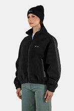 Lade das Bild in den Galerie-Viewer, PEGADOR TAMSIN TEDDY JACKET BLACK

