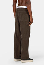 Lade das Bild in den Galerie-Viewer, PEGADOR BILASPUR WIDE CORD PANTS WALNUT BROWN
