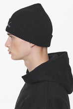 Lade das Bild in den Galerie-Viewer, PEGADOR ZUPRA BEANIE ONYX BLACK

