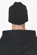 Lade das Bild in den Galerie-Viewer, PEGADOR ZUPRA BEANIE ONYX BLACK

