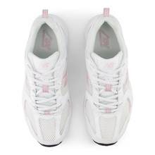 Lade das Bild in den Galerie-Viewer, NEW BALANCE 530
