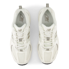 Load image into Gallery viewer, NEW BALANCE 530
