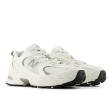 Load image into Gallery viewer, NEW BALANCE 530
